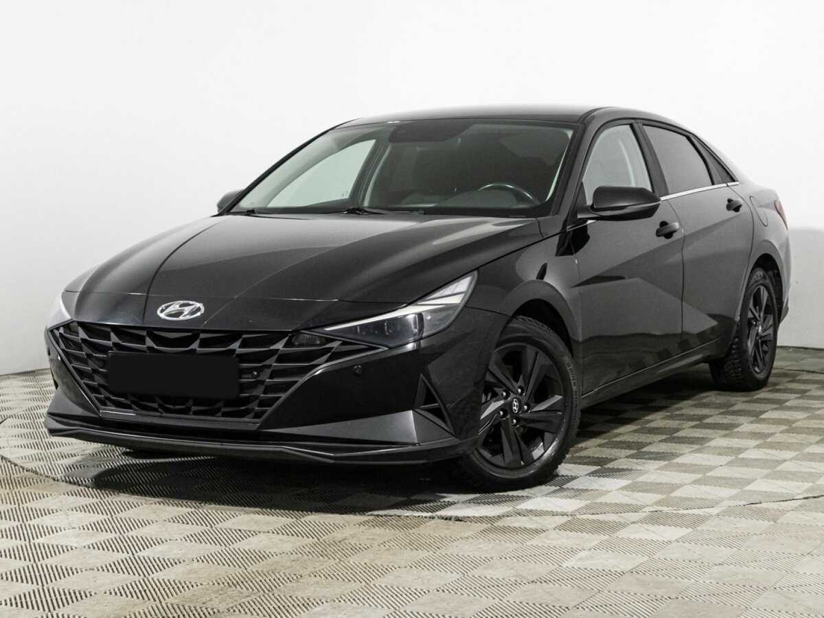 Hyundai Elantra с пробегом — 2021 год. Посмотреть фото