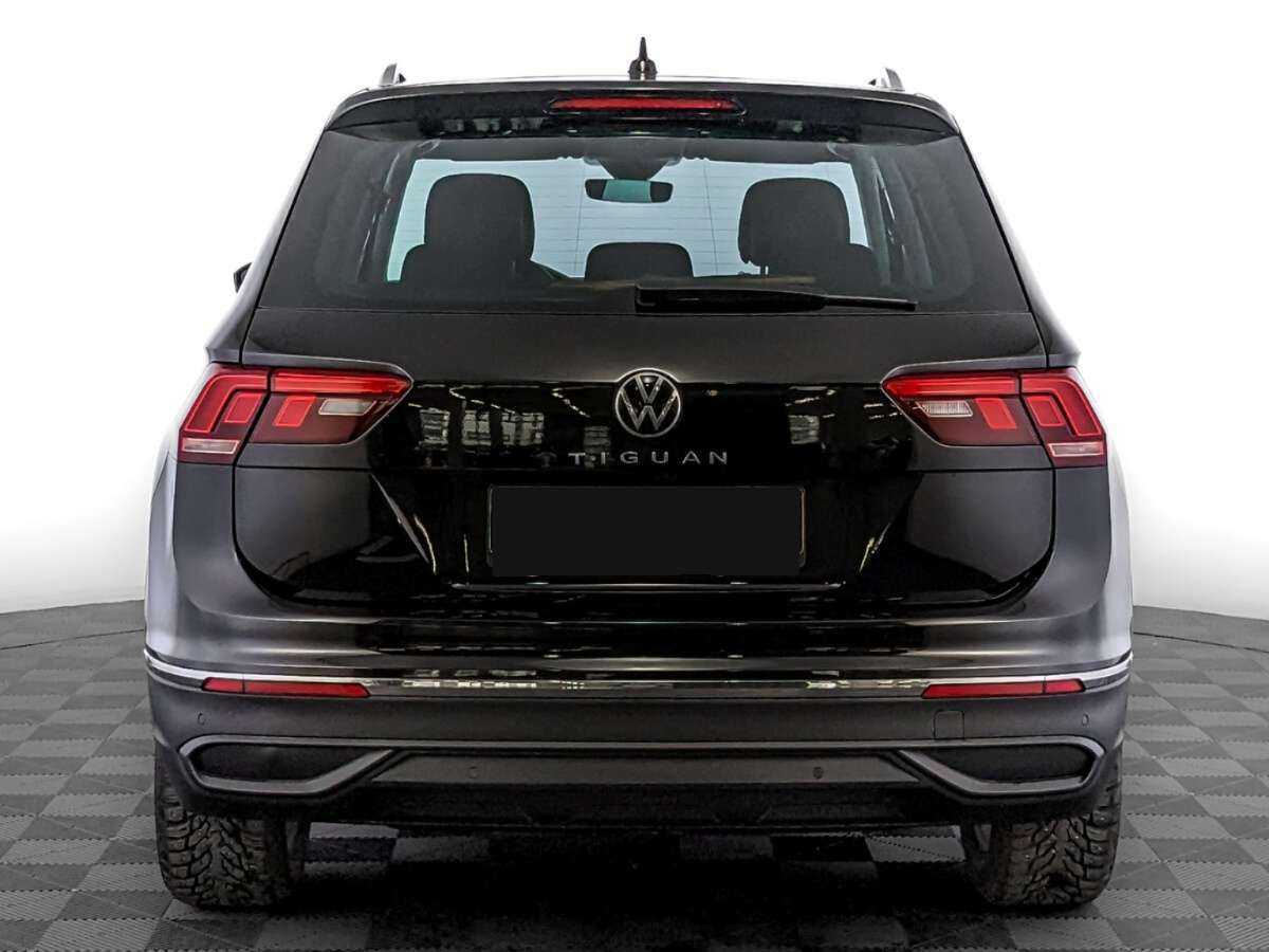 Volkswagen Tiguan с пробегом — 2021 год. Фото: #5