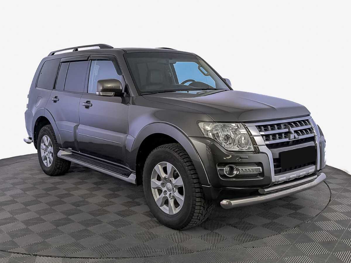 Mitsubishi Pajero с пробегом — 2018 год. Фото: #2