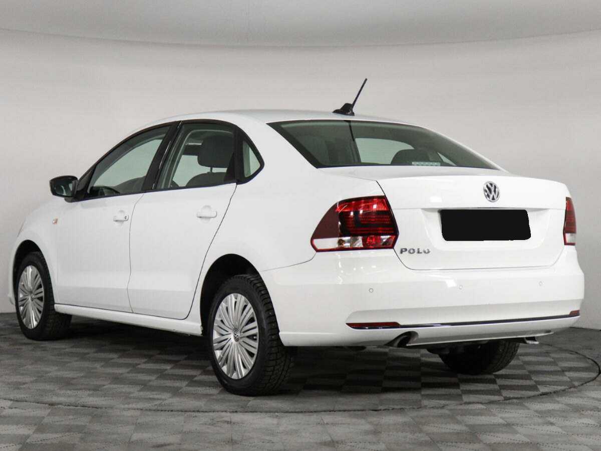 Volkswagen Polo с пробегом — 2020 год. Фото: #6