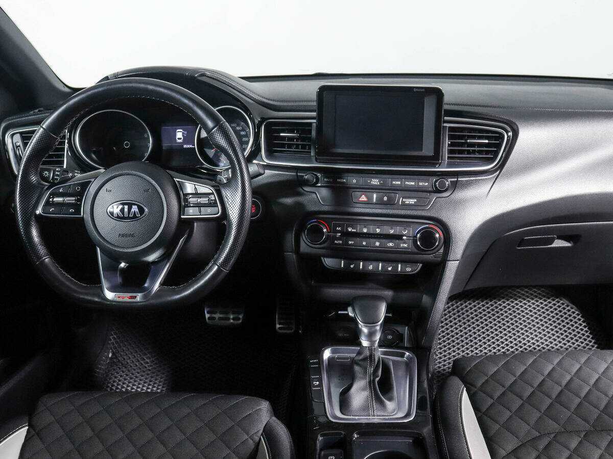 Kia Proceed с пробегом — 2019 год. Фото: #9