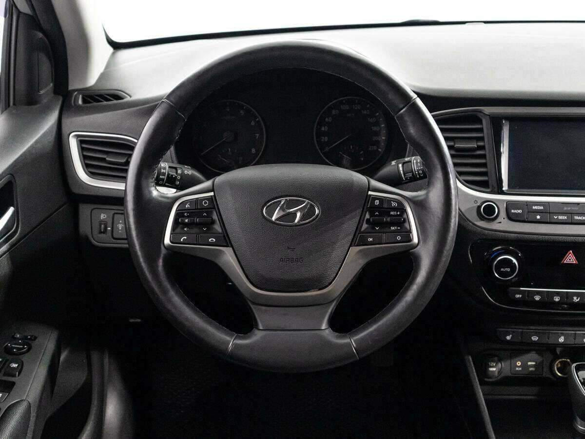 Hyundai Solaris с пробегом — 2018 год. Фото: #16