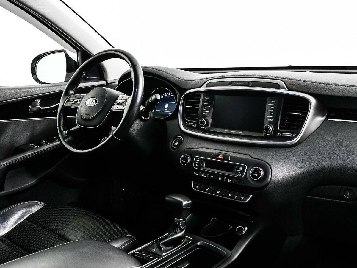 Kia Sorento с пробегом — 2018 год. Фото: #8