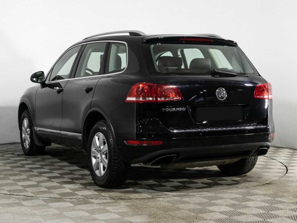 Volkswagen Touareg с пробегом — 2012 год. Фото: #6
