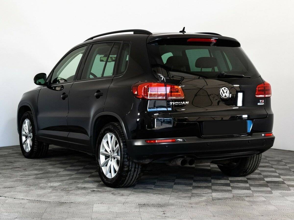 Volkswagen Tiguan с пробегом — 2015 год. Фото: #5