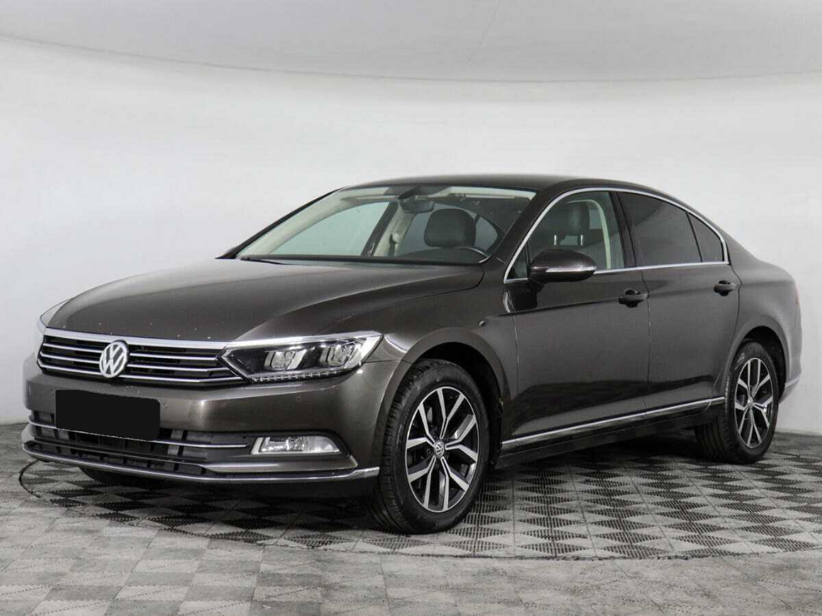 Volkswagen Passat с пробегом — 2015 год. Посмотреть фото