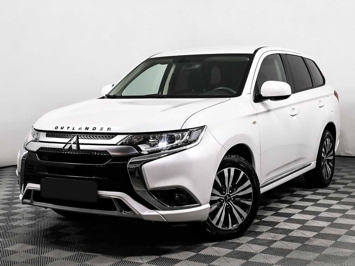 Mitsubishi Outlander с пробегом — 2022 год. Фото: #0