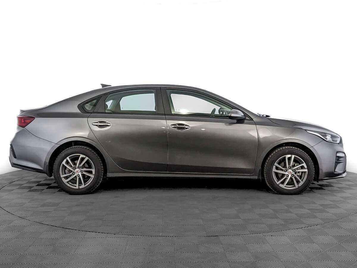 Kia Cerato с пробегом — 2021 год. Фото: #3