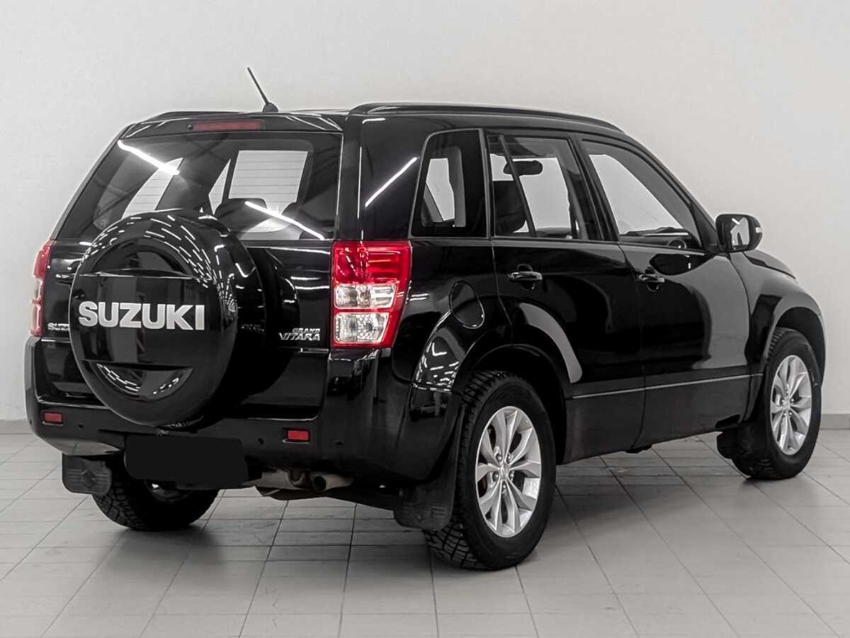 Suzuki Grand Vitara с пробегом — 2012 год. Фото: #4