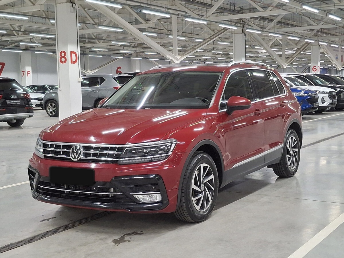 Volkswagen Tiguan с пробегом — 2018 год. Посмотреть фото