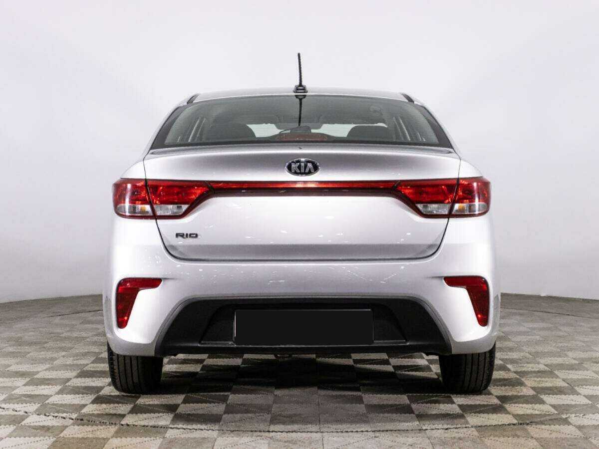 Kia Rio с пробегом — 2020 год. Фото: #5