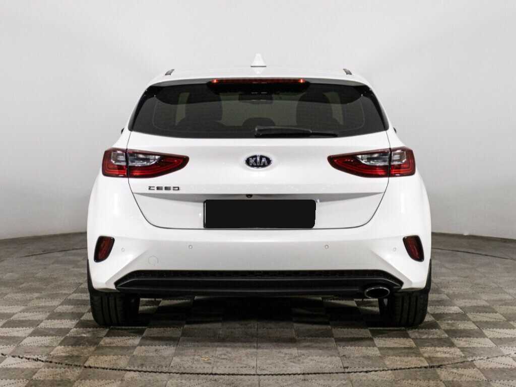 Kia Ceed с пробегом — 2020 год. Фото: #5