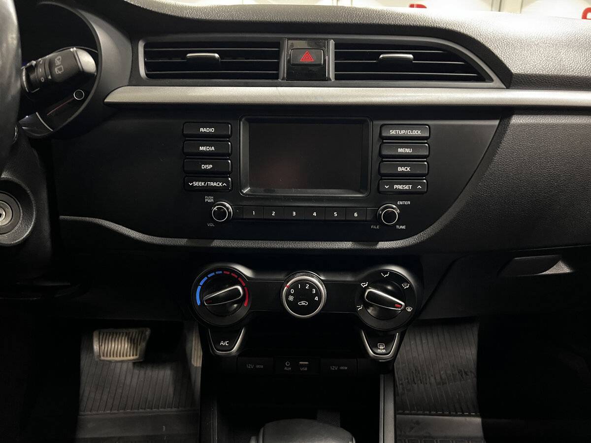 Kia Rio с пробегом — 2019 год. Фото: #14