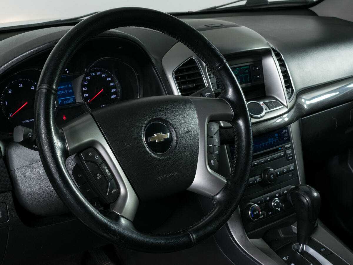 Chevrolet Captiva с пробегом — 2014 год. Фото: #11