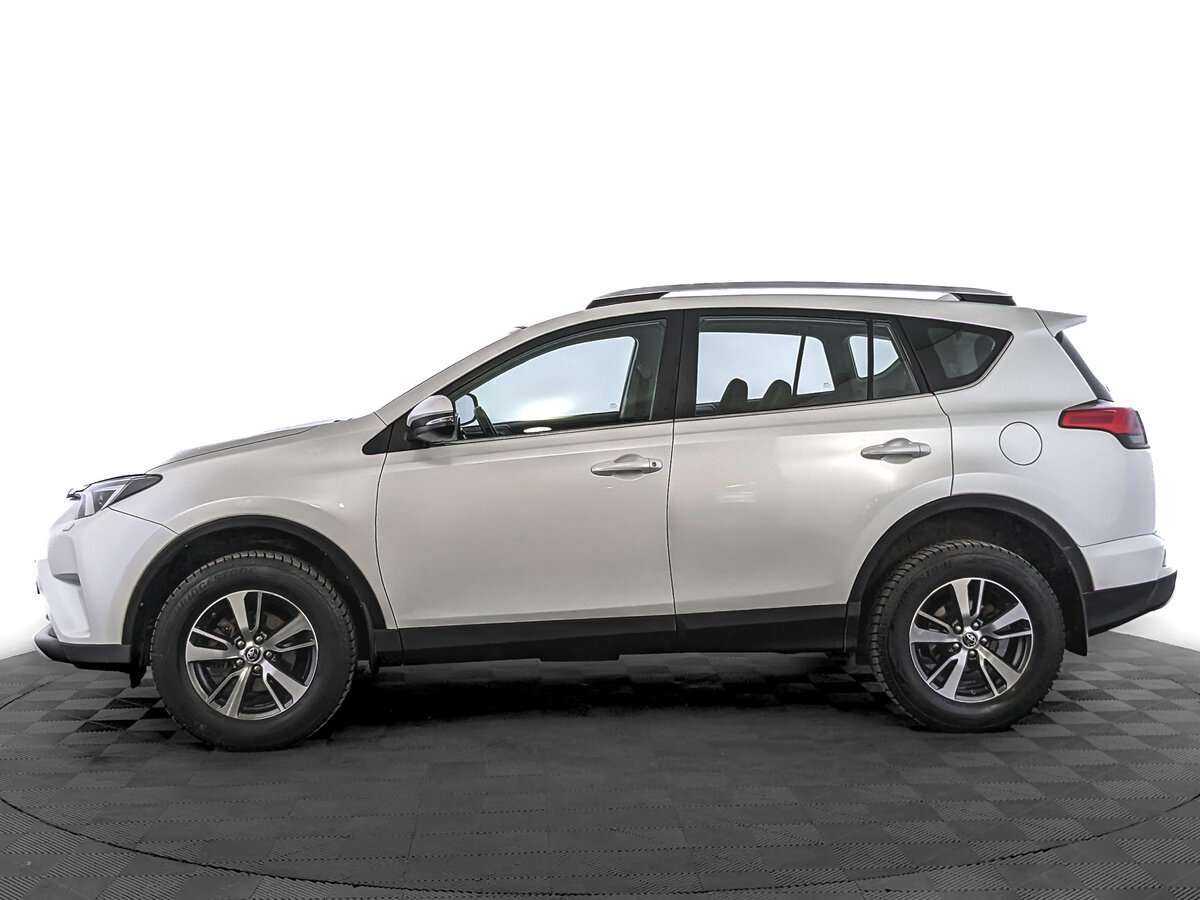 Toyota RAV4 с пробегом — 2019 год. Фото: #7