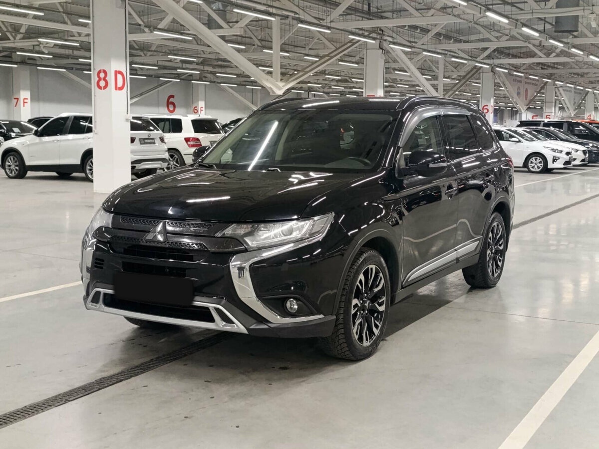 Mitsubishi Outlander с пробегом — 2021 год. Фото: #0