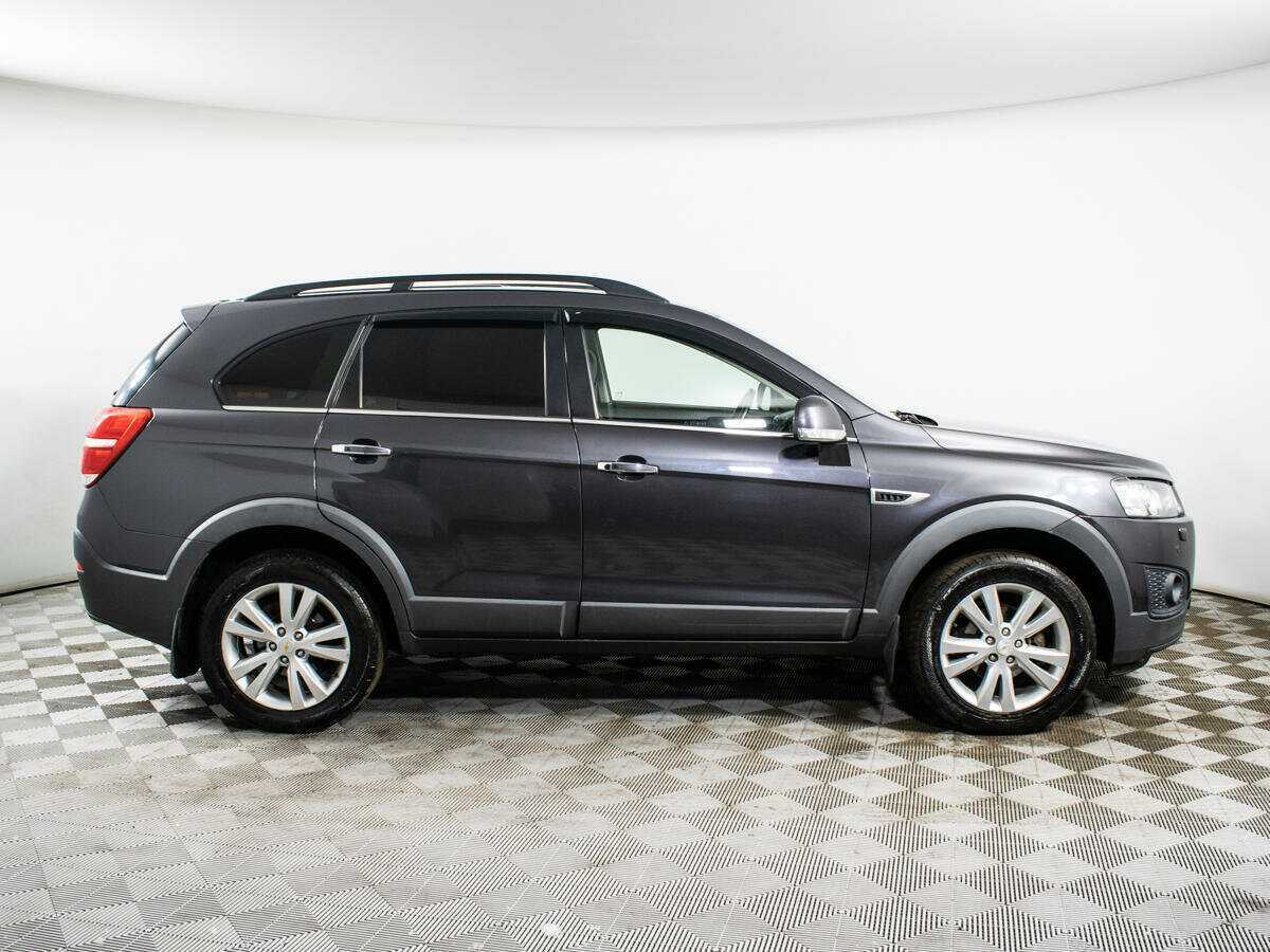 Chevrolet Captiva с пробегом — 2014 год. Фото: #3