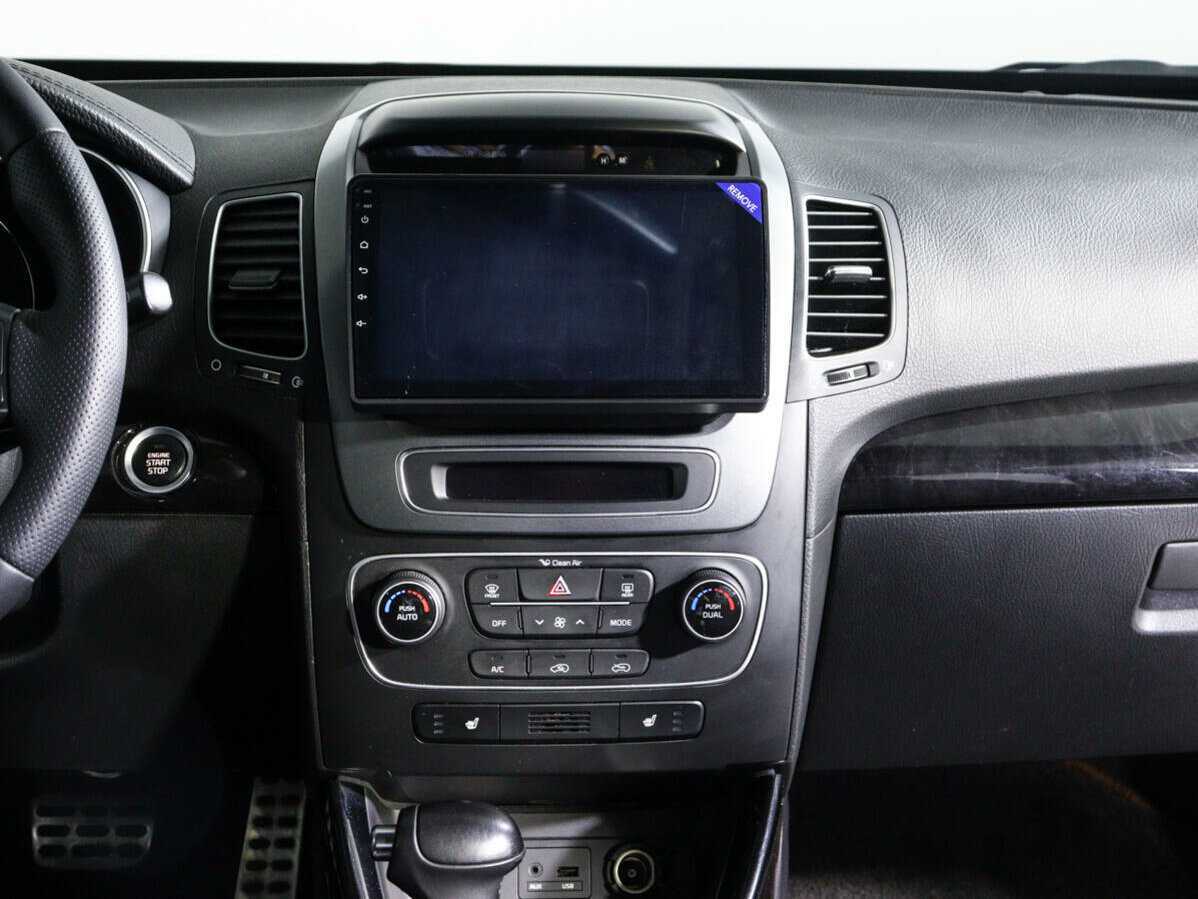 Kia Sorento с пробегом — 2014 год. Фото: #12