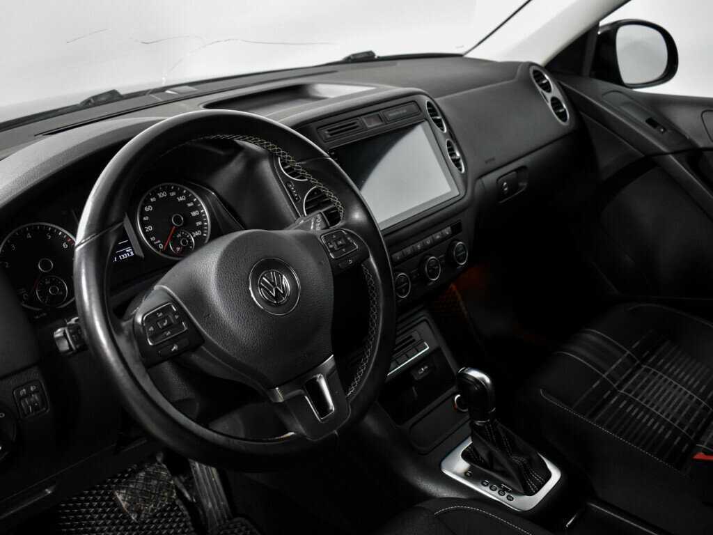 Volkswagen Tiguan с пробегом — 2016 год. Фото: #8