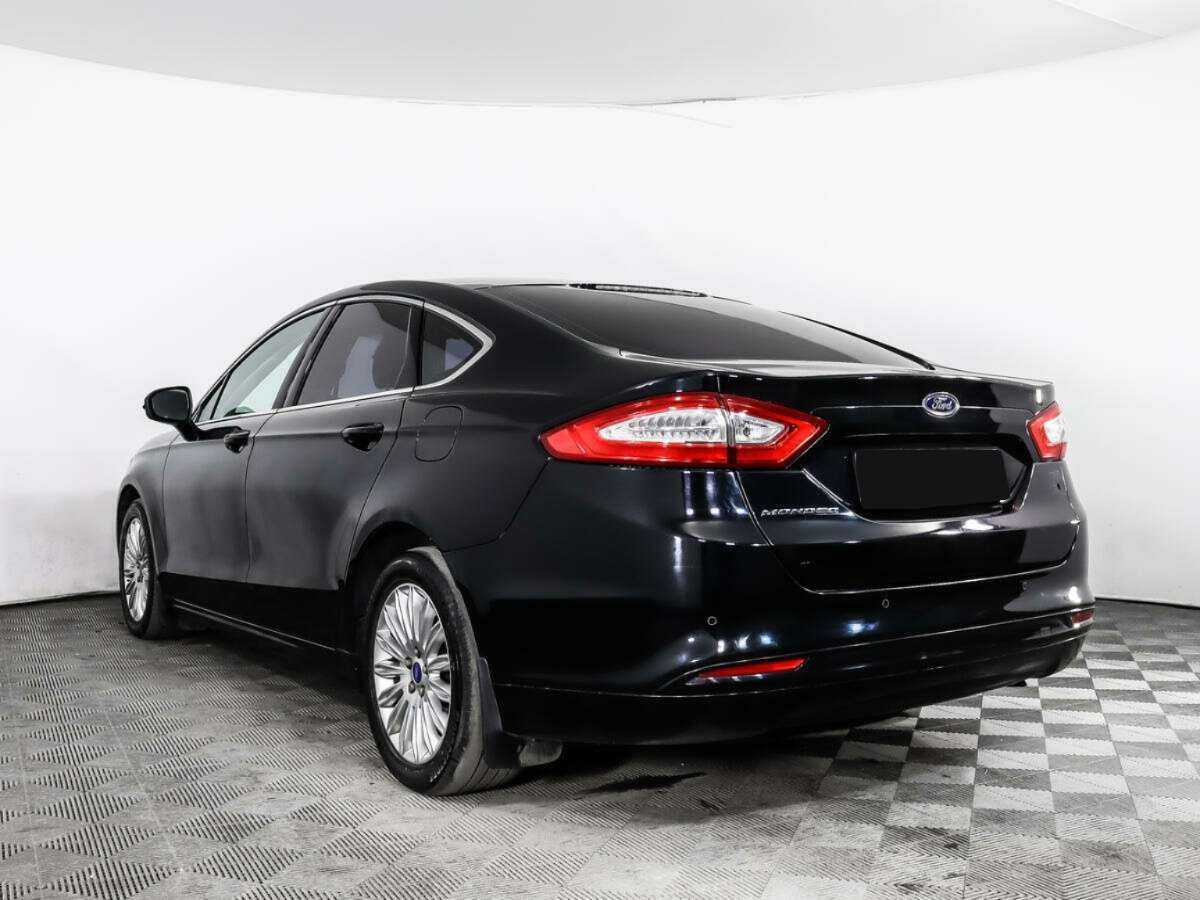 Ford Mondeo с пробегом — 2015 год. Фото: #6