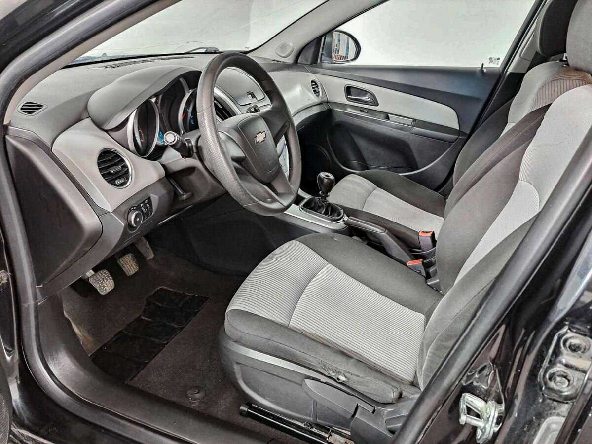Chevrolet Cruze с пробегом — 2013 год. Фото: #15