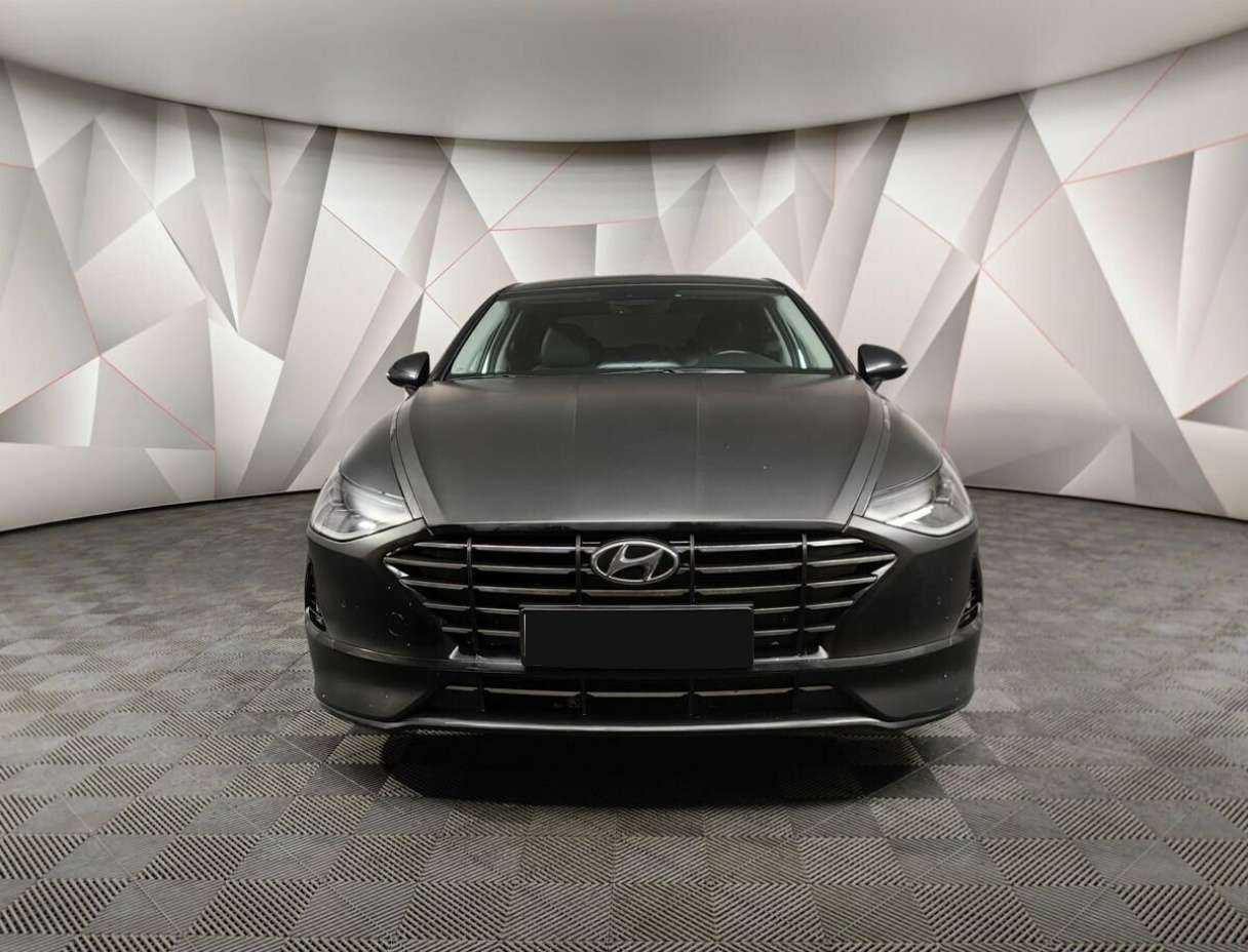 Hyundai Sonata с пробегом — 2019 год. Фото: #5
