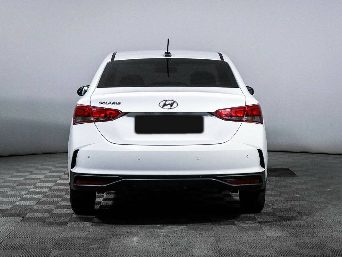 Hyundai Solaris с пробегом — 2021 год. Фото: #5