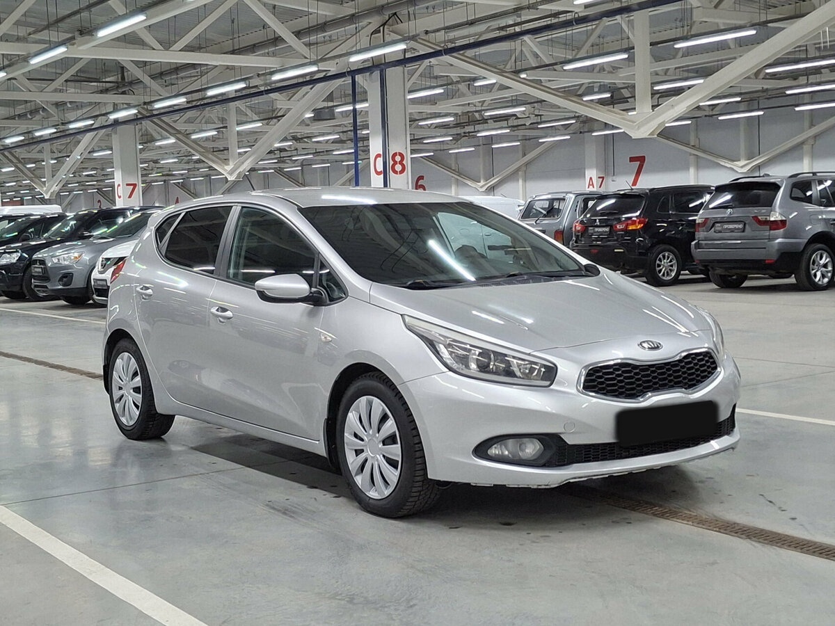 Kia Ceed с пробегом — 2013 год. Фото: #2