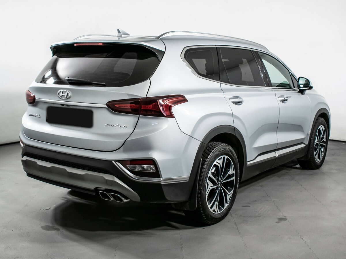 Hyundai Santa Fe с пробегом — 2018 год. Фото: #4