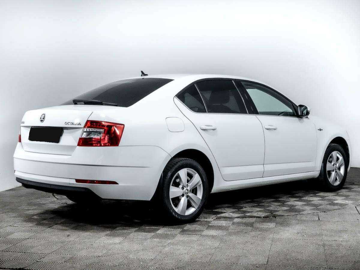 Skoda Octavia с пробегом — 2020 год. Фото: #3