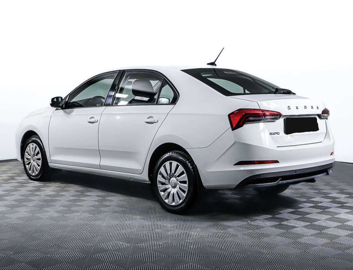 Skoda Rapid с пробегом — 2020 год. Фото: #6