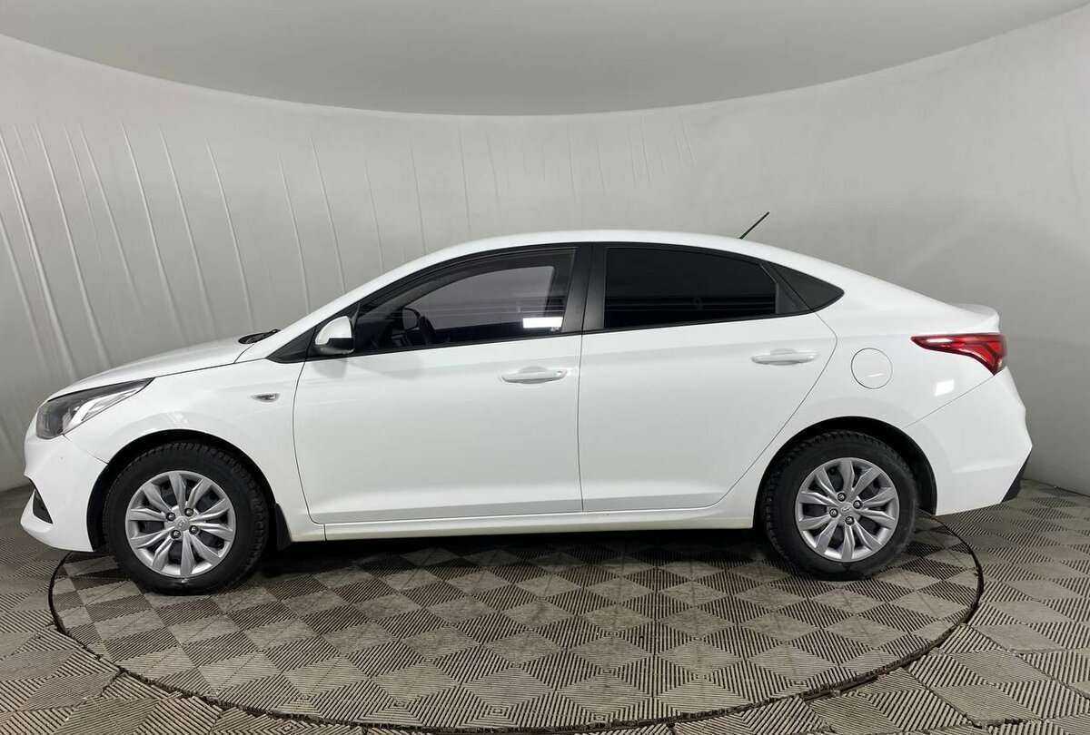 Hyundai Solaris с пробегом — 2020 год. Фото: #4