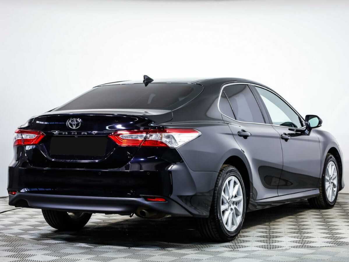 Toyota Camry с пробегом — 2022 год. Фото: #3