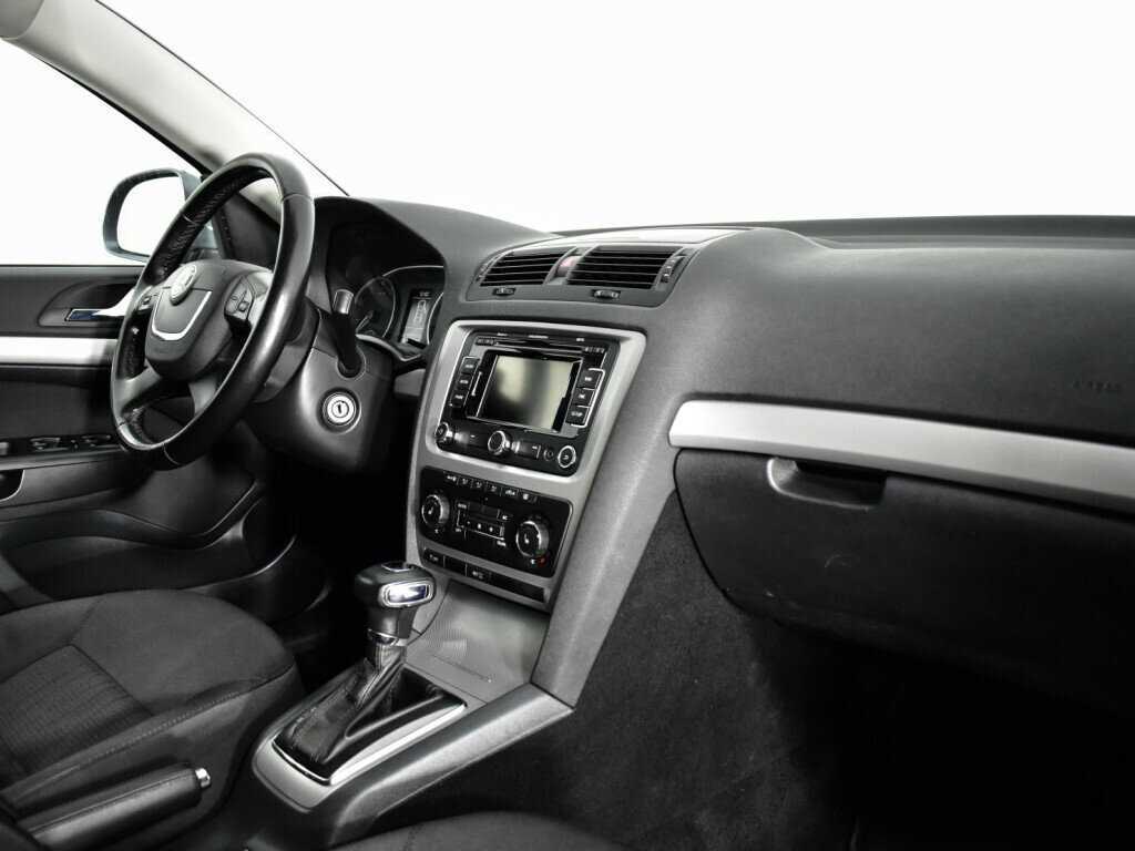 Skoda Octavia с пробегом — 2013 год. Фото: #7