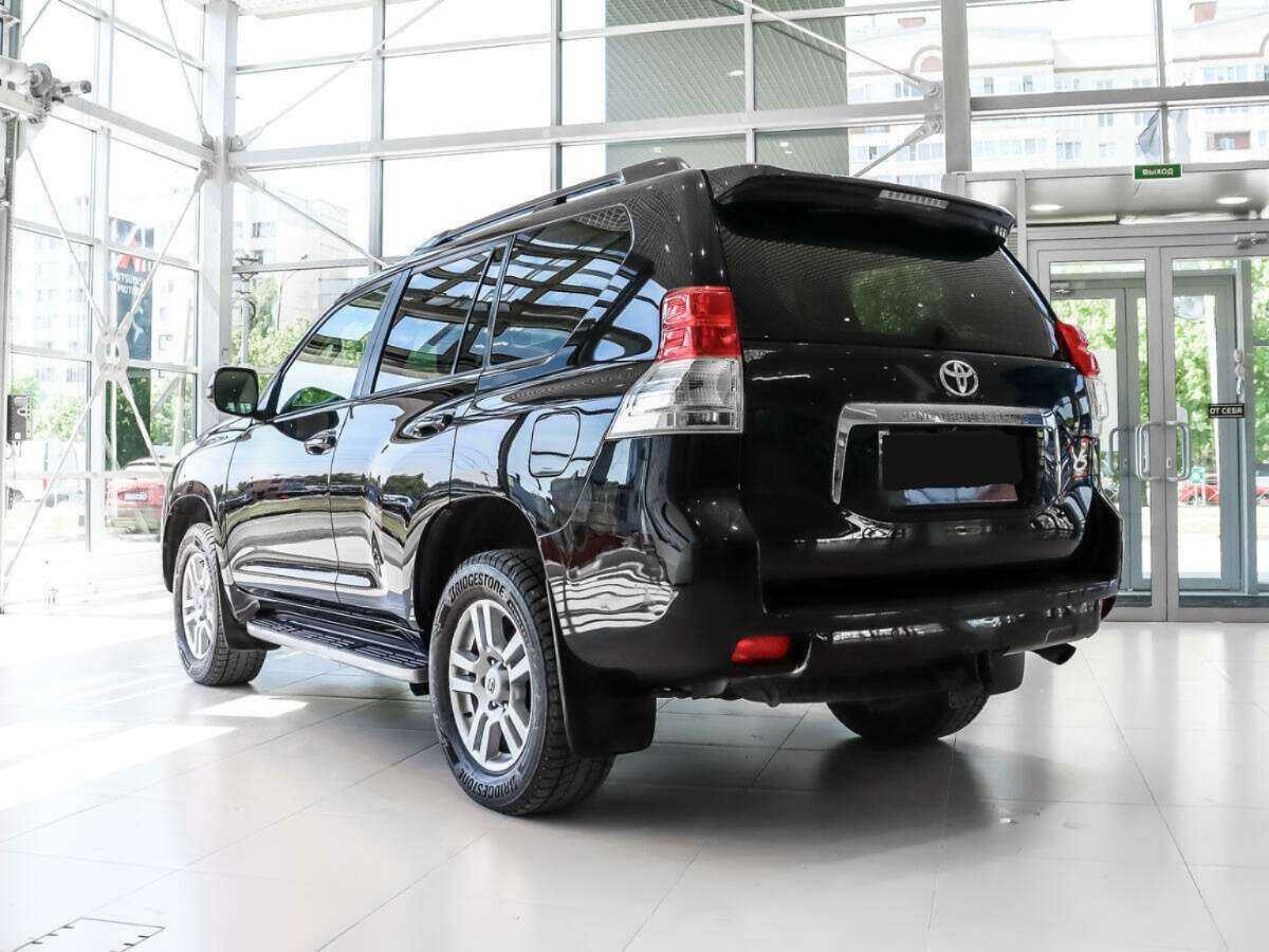 Toyota Land Cruiser Prado с пробегом — 2012 год. Фото: #6