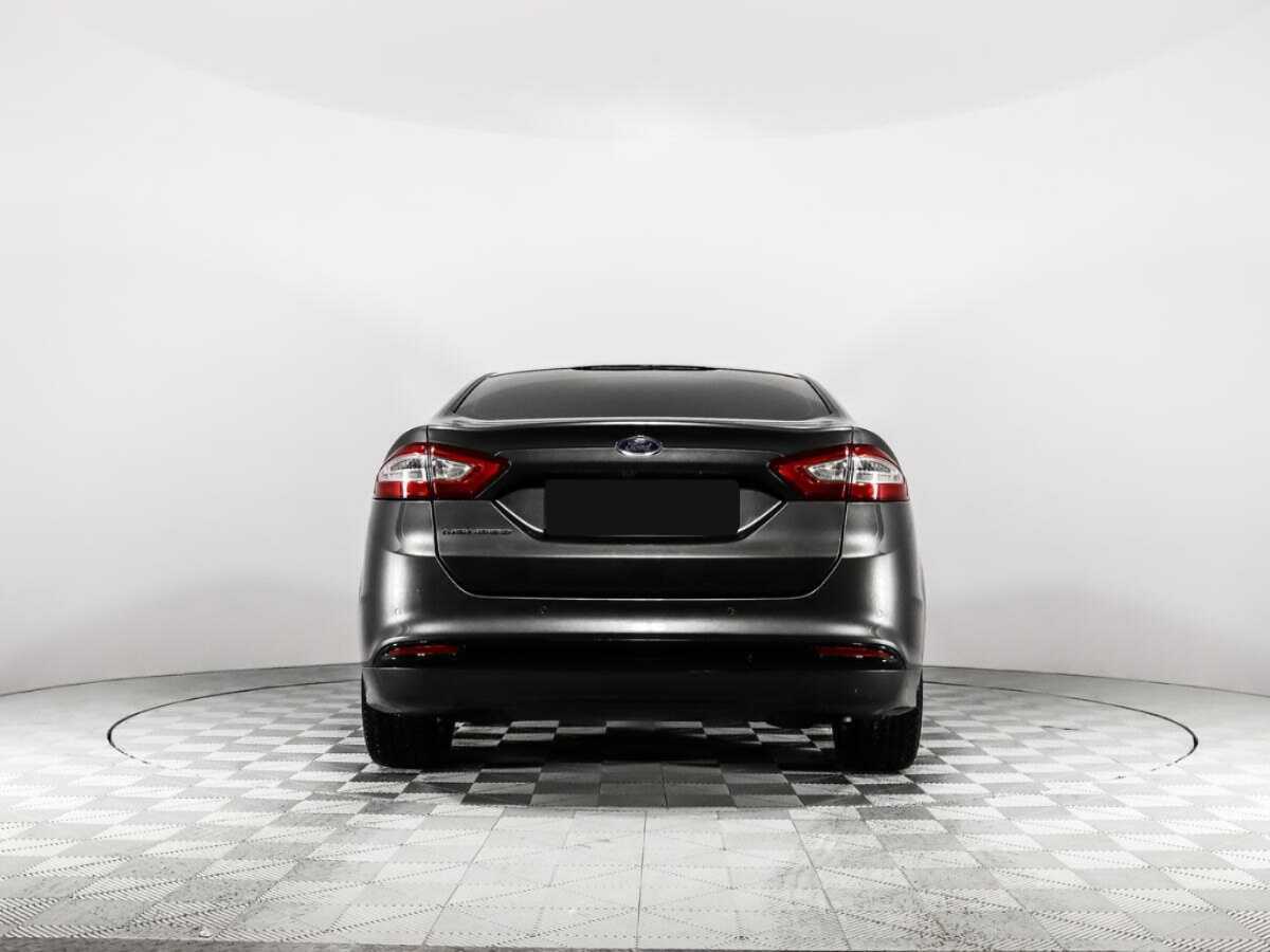 Ford Mondeo с пробегом — 2015 год. Фото: #5