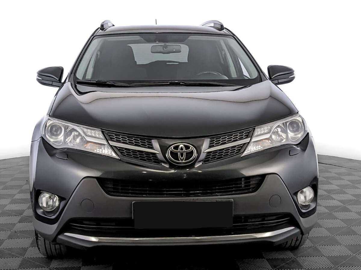 Toyota RAV4 с пробегом — 2014 год. Фото: #1