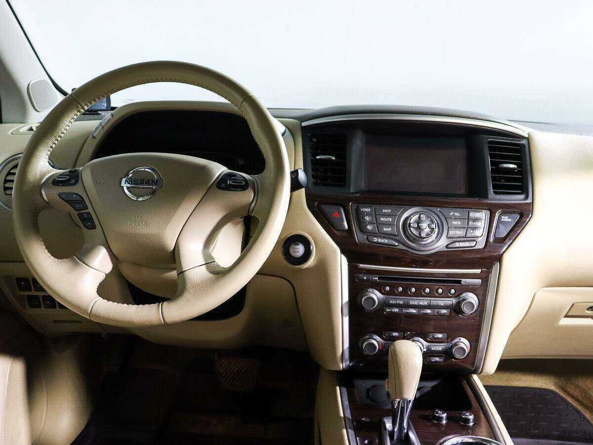 Nissan Pathfinder с пробегом — 2014 год. Фото: #9