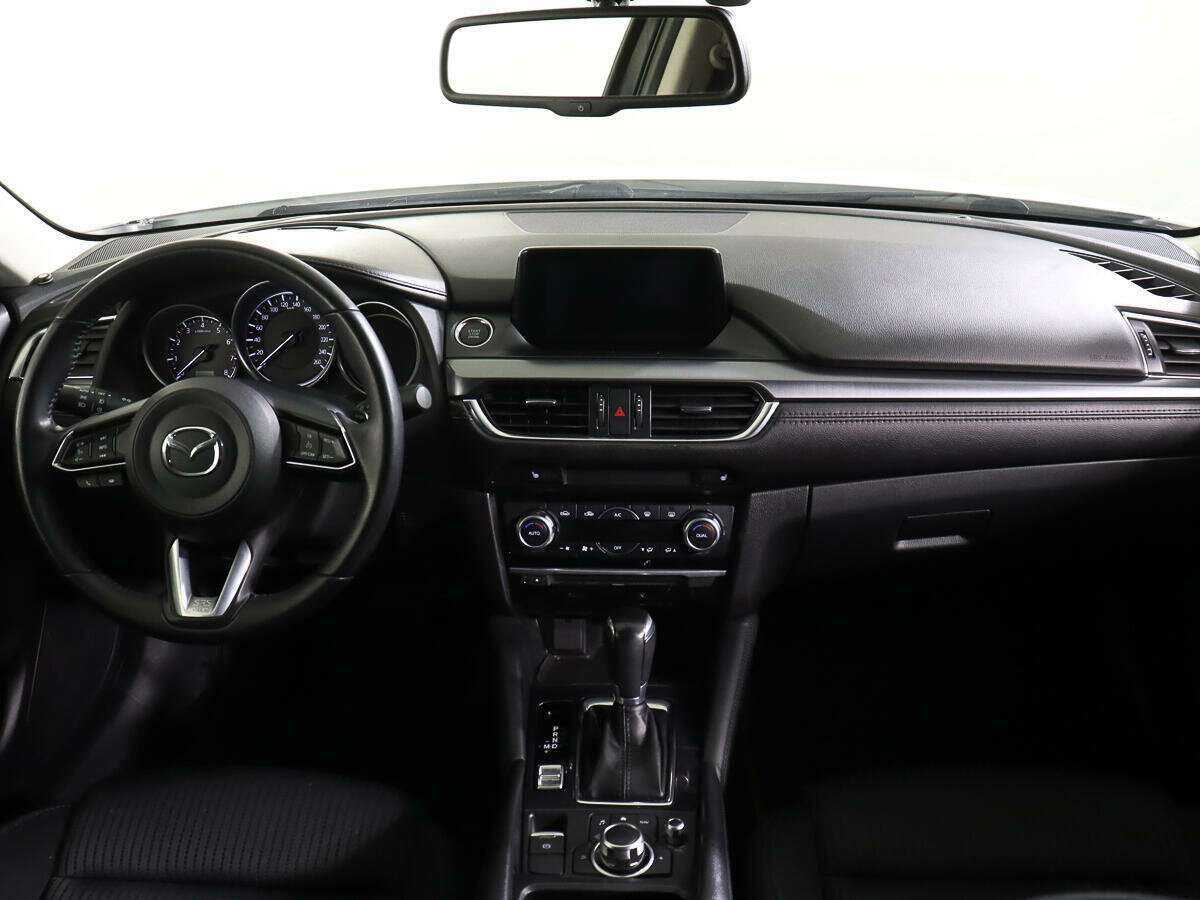 Mazda 6 с пробегом — 2018 год. Фото: #10