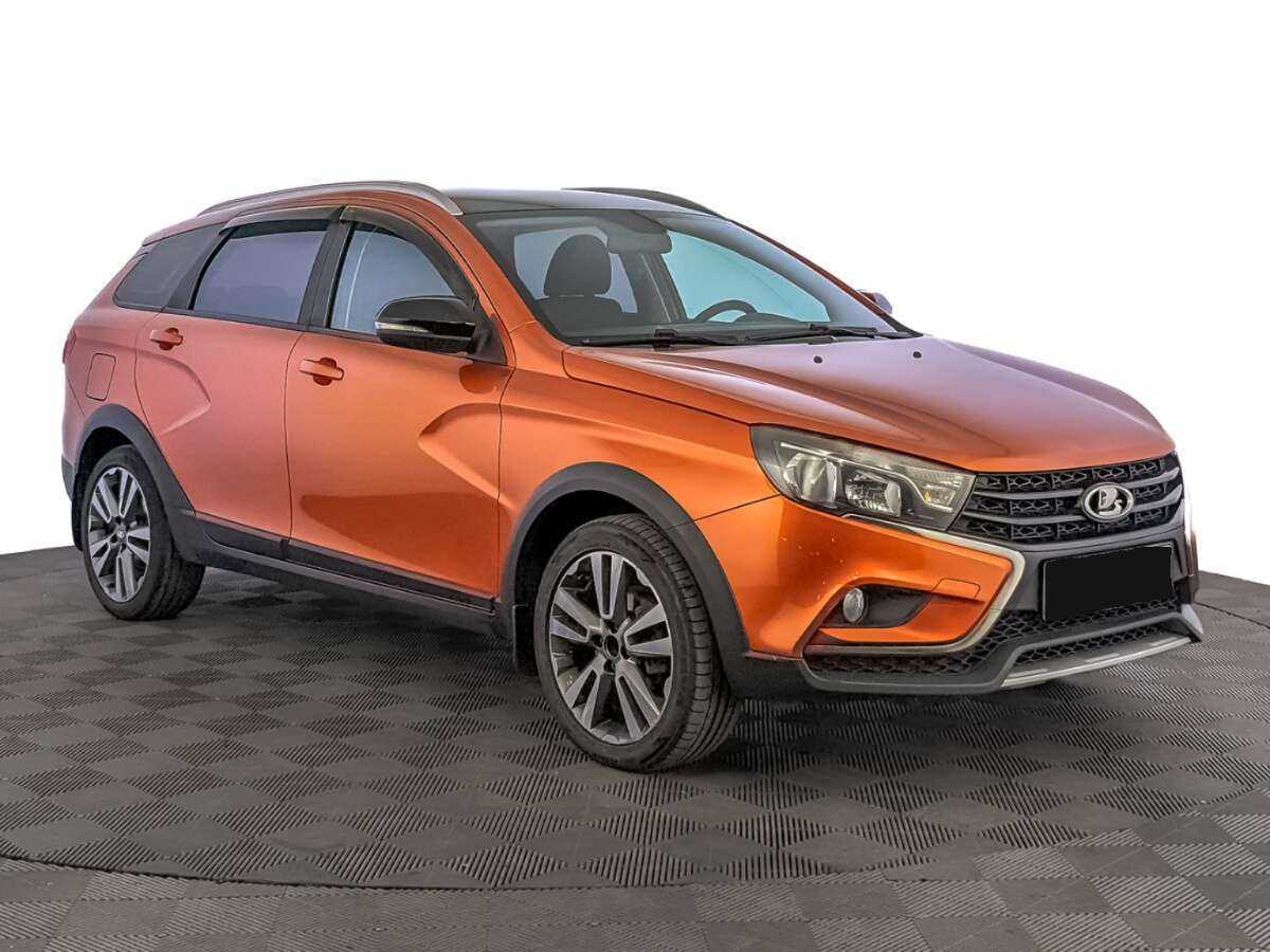 Lada (ВАЗ) Vesta с пробегом — 2021 год. Фото: #2