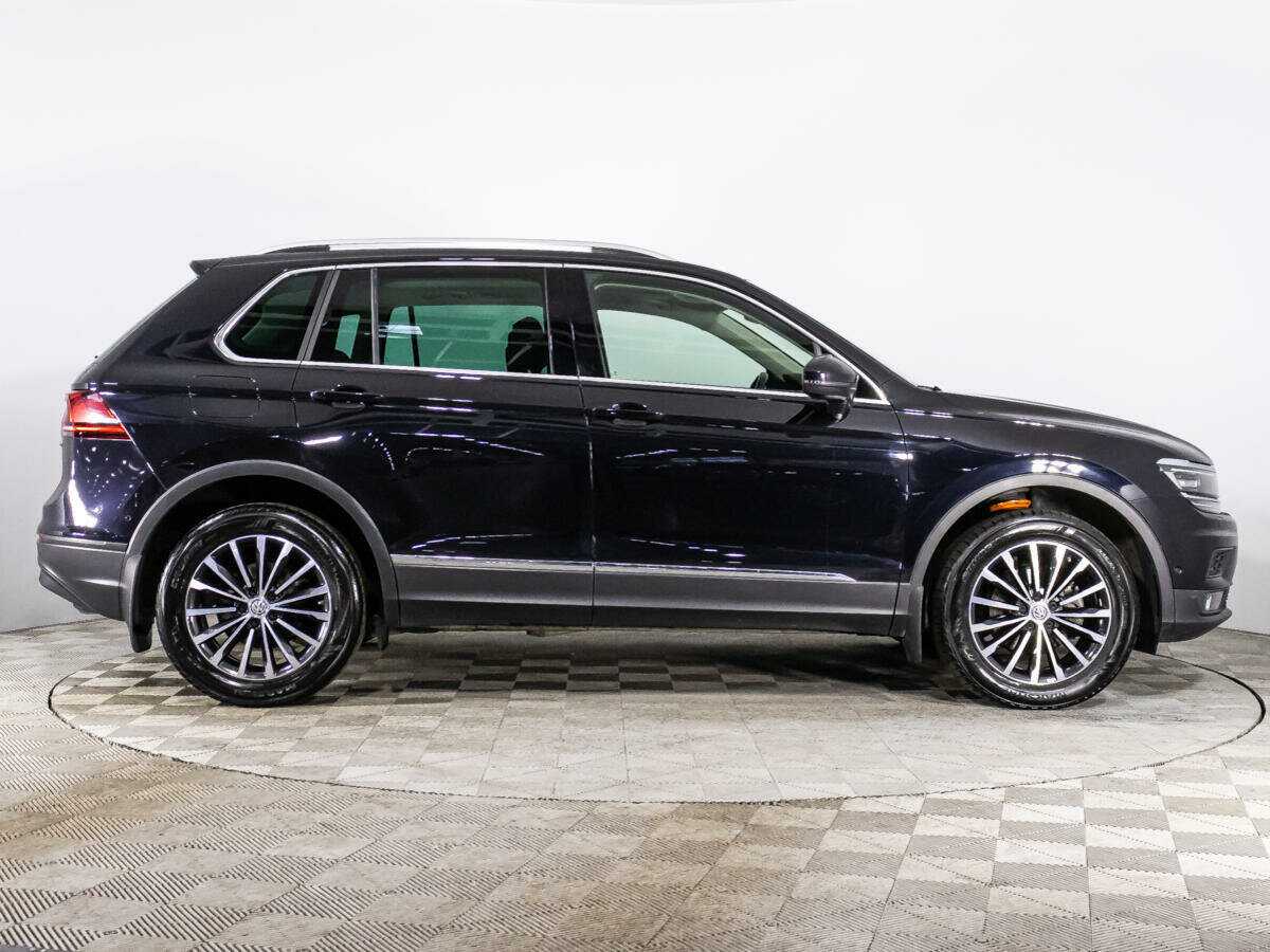 Volkswagen Tiguan с пробегом — 2018 год. Фото: #3