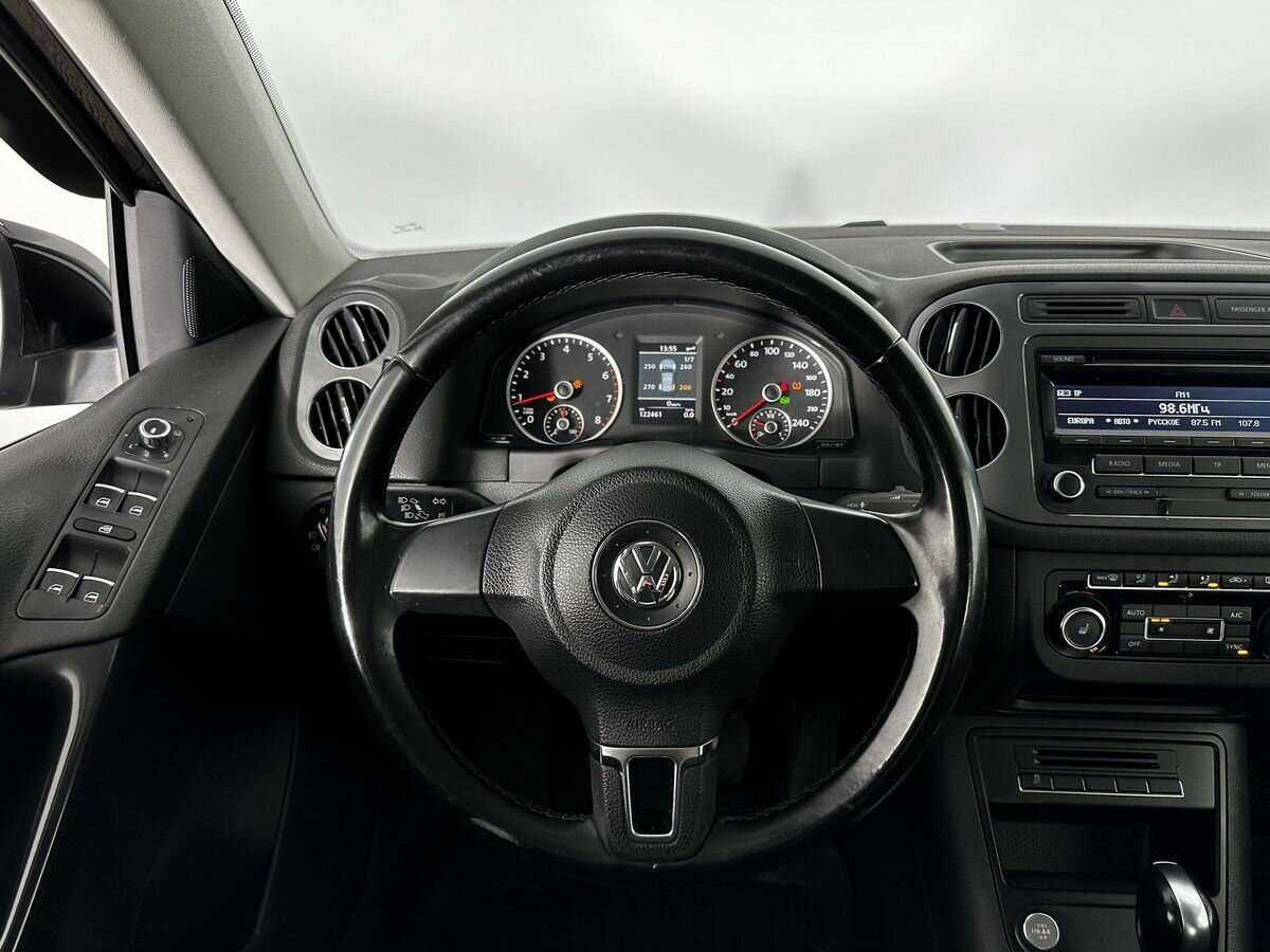 Volkswagen Tiguan с пробегом — 2013 год. Фото: #9
