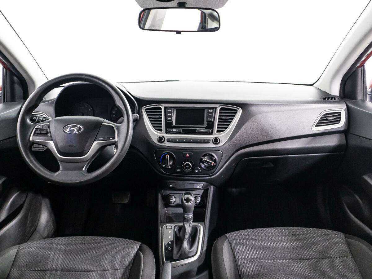 Hyundai Solaris с пробегом — 2019 год. Фото: #12