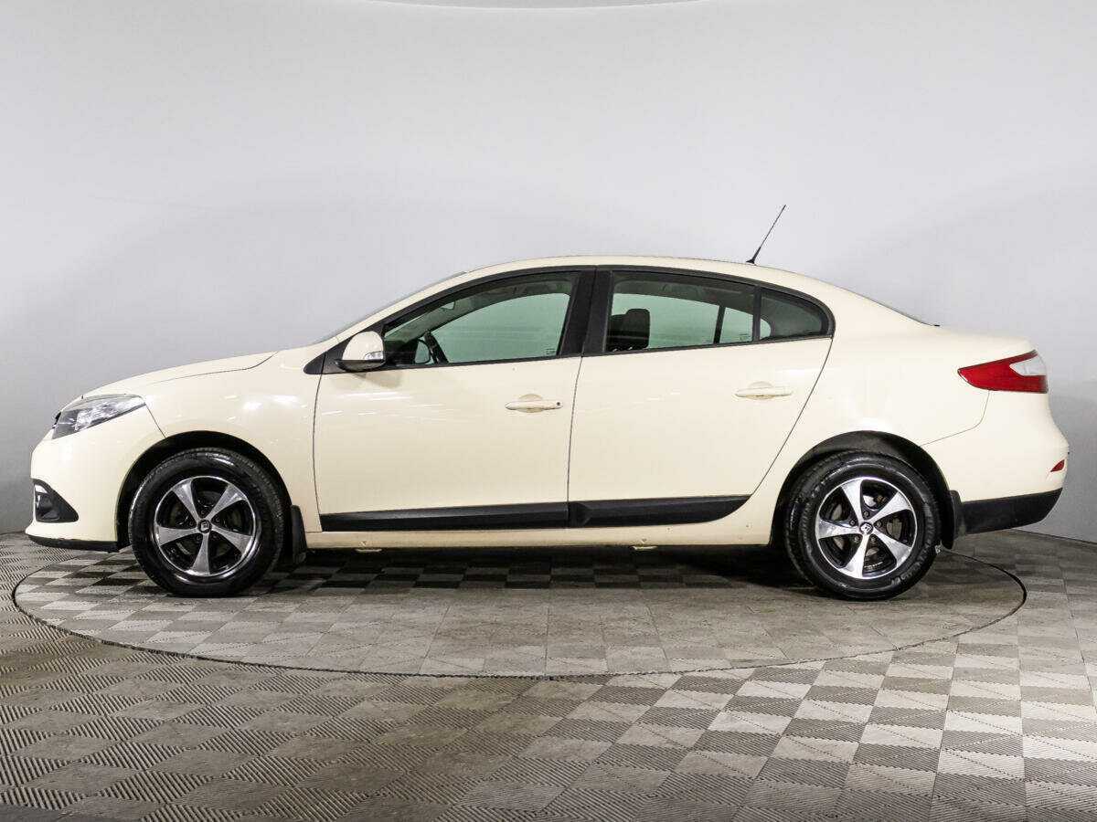 Renault Fluence с пробегом — 2013 год. Фото: #7