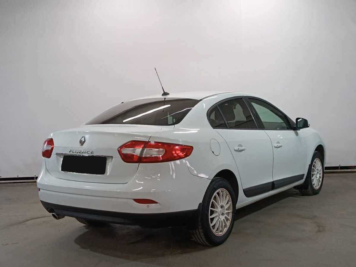 Renault Fluence с пробегом — 2016 год. Фото: #4