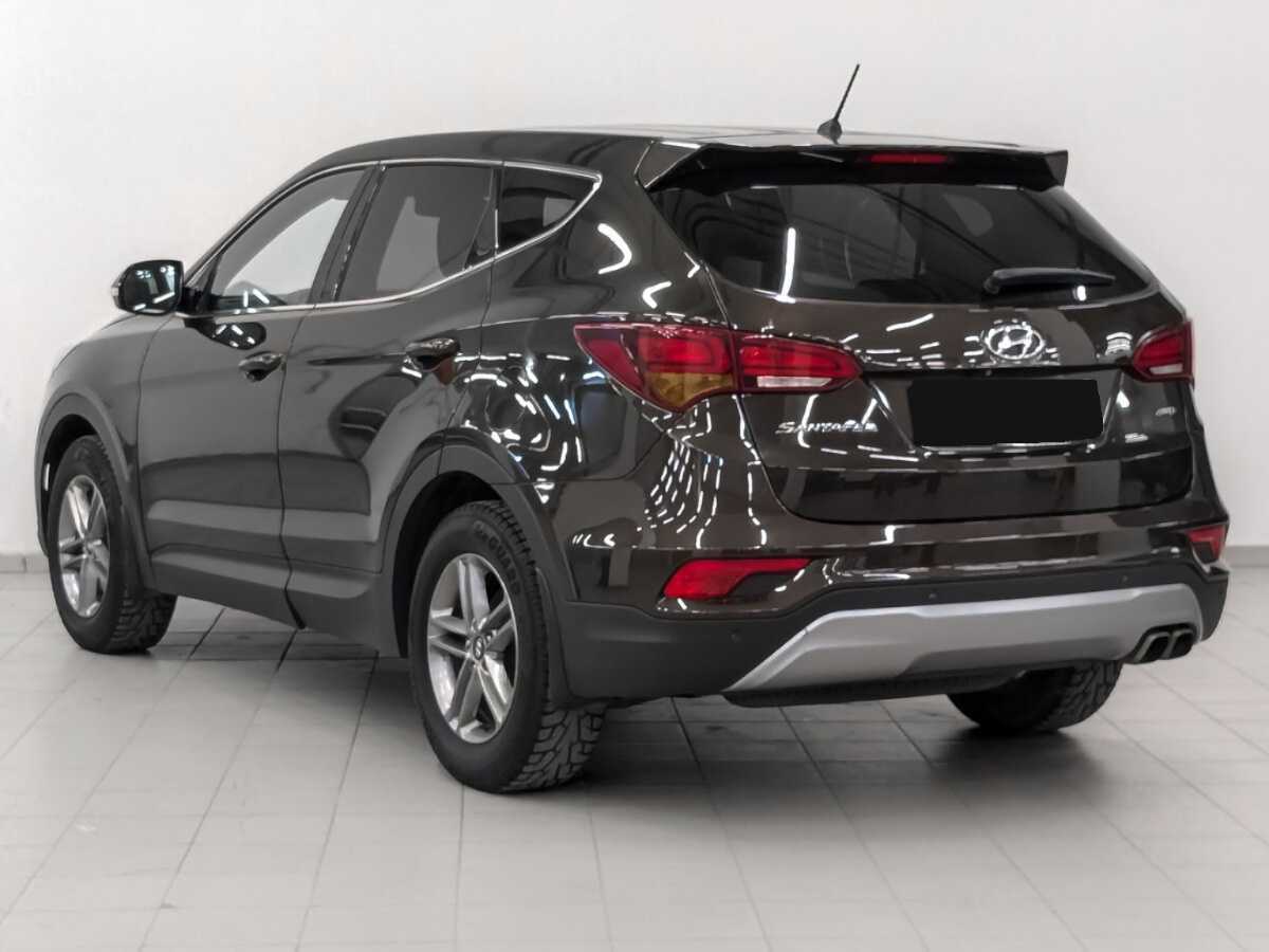 Hyundai Santa Fe с пробегом — 2015 год. Фото: #6