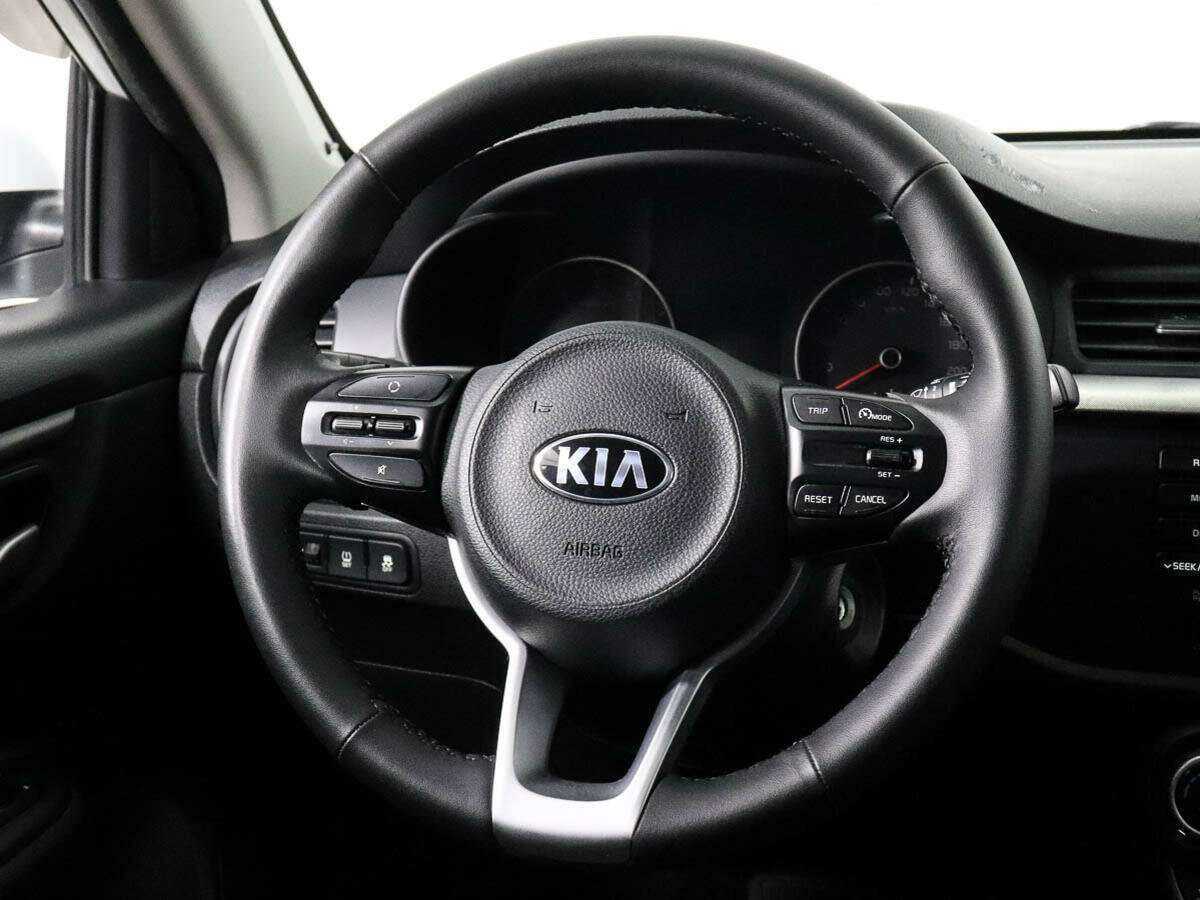 Kia Rio с пробегом — 2018 год. Фото: #11