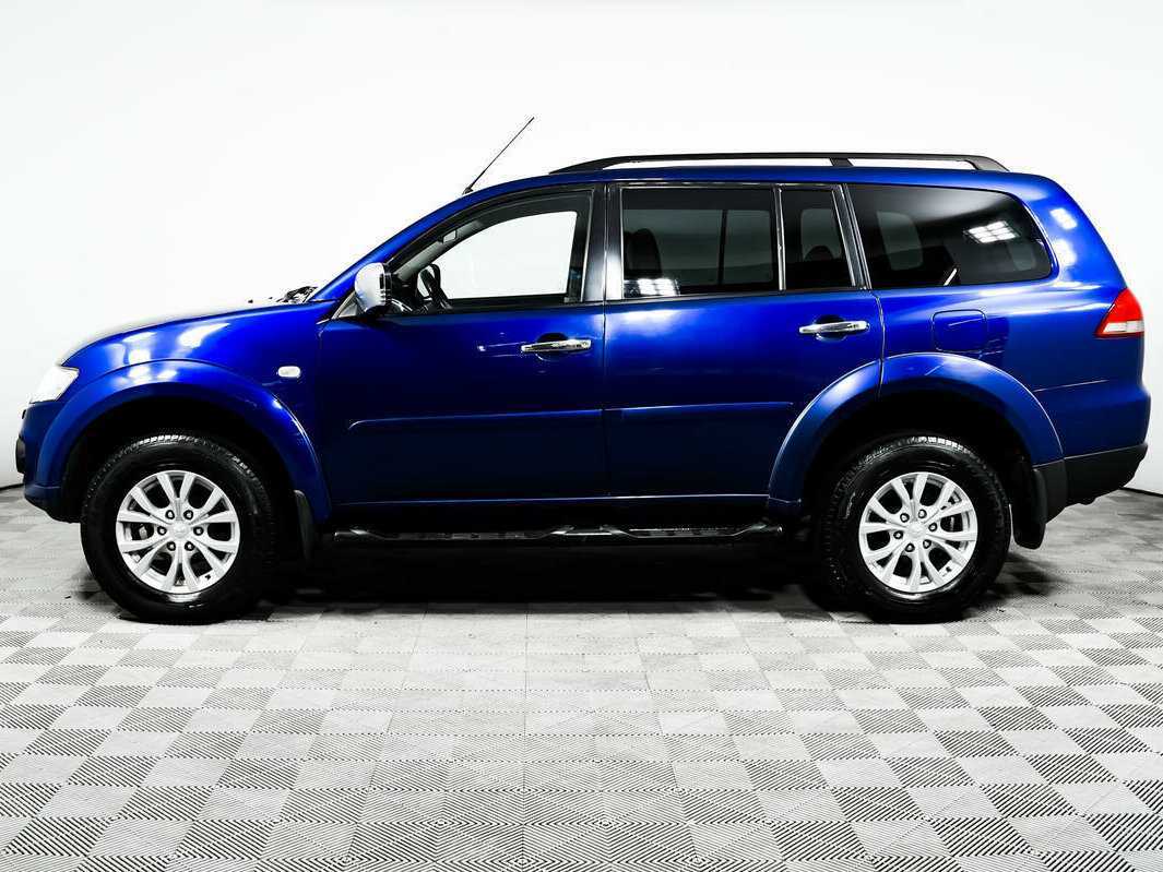 Mitsubishi Pajero Sport с пробегом — 2014 год. Фото: #7