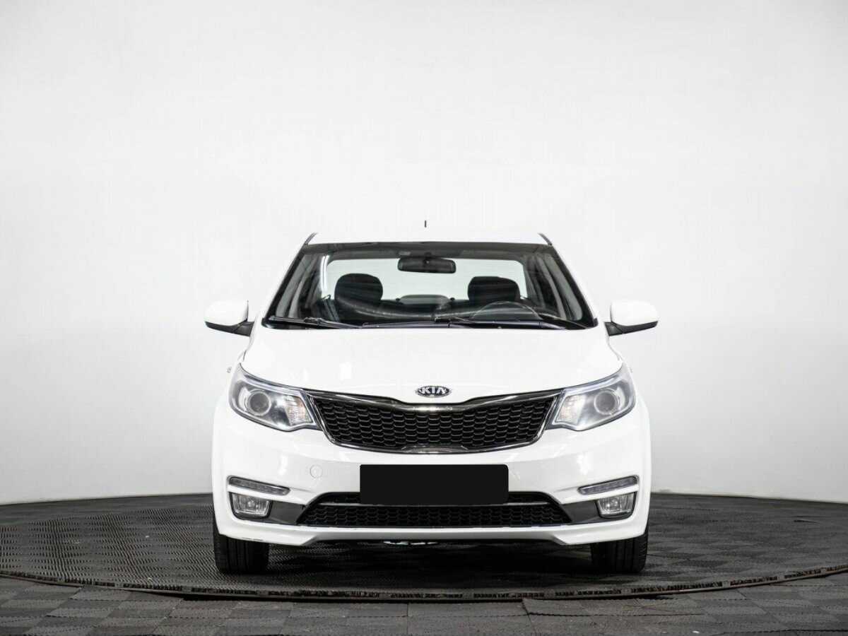Kia Rio с пробегом — 2016 год. Фото: #1
