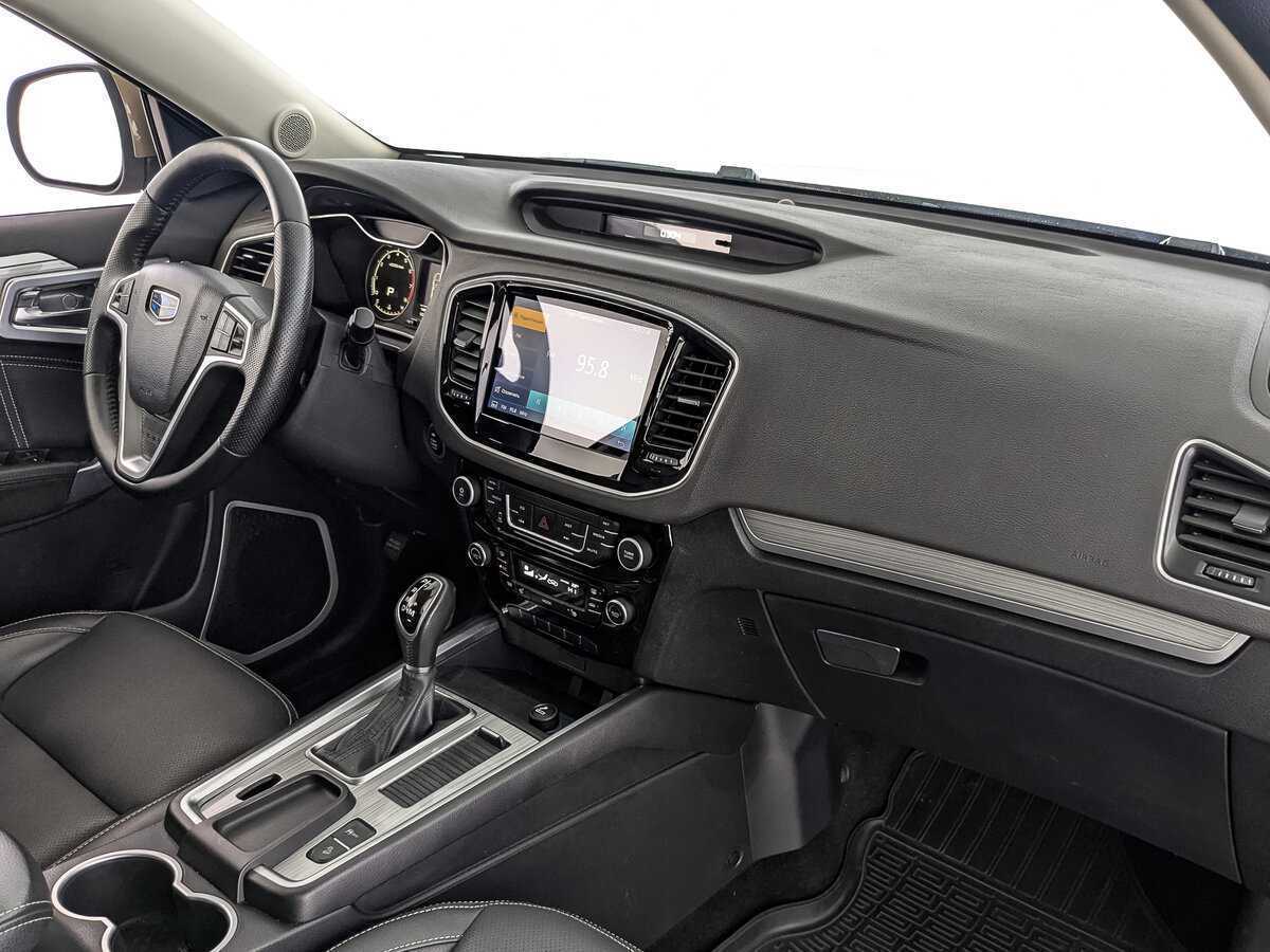 Geely Emgrand X7 с пробегом — 2019 год. Фото: #12